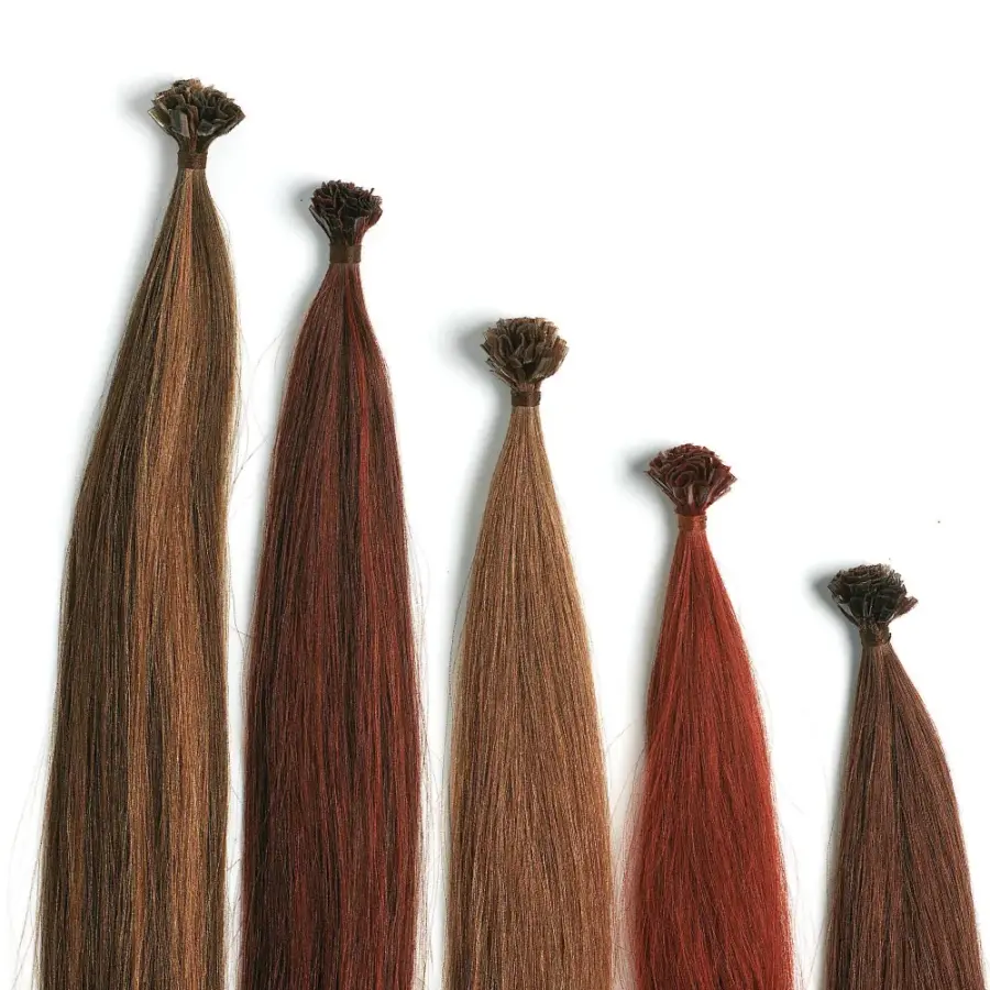 Dettaglio punto attacco cheratina piatta extension lisce capelli naturali
